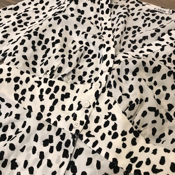 Dotted long sleeve blouse - Picture 2 of 3